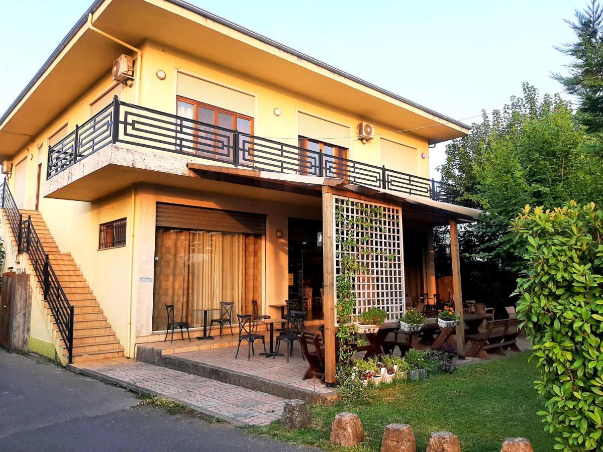 Hotel Vila Giorgio Shkodër Exterior foto